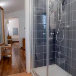 Δωμάτια σε οικογενειακή κατοικία Nel - Con Bagno Privato - Vicino Inail E Fiere *