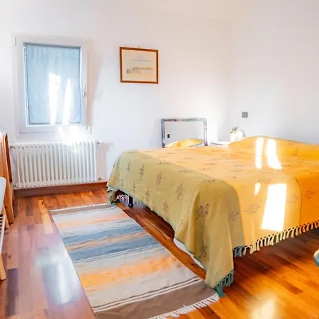 Alloggio in famiglia Nel - Luminosa Con Bagno Privato, Vicino Bologna