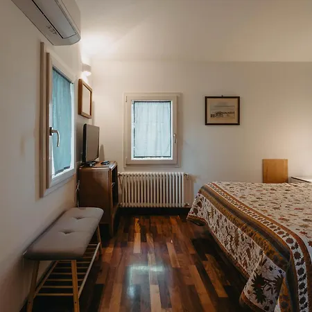 Privatunterkunft Nel - Con Bagno Privato - Vicino Inail E Fiere *