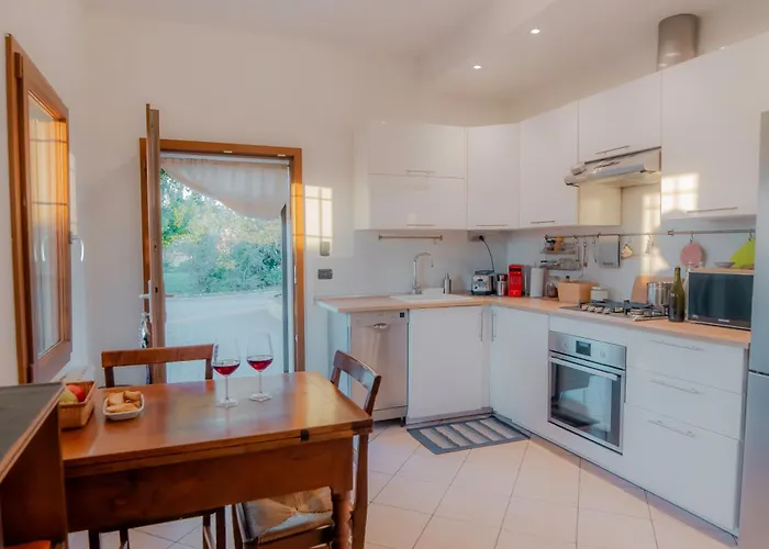 Nel - Luminosa Con Bagno Privato, Vicino Bologna Проживание в семье Lupara (Bologna)