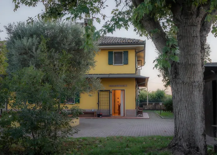 Nel - Luminosa Con Bagno Privato, Vicino Bologna Проживание в семье *